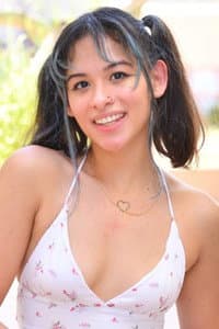 Luxe La Fox in College Threesome Thrills
