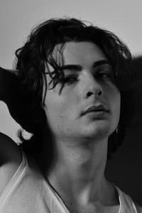 Víctor Enguídanos in Love Me More