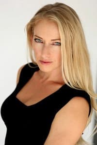 Victoria Vertuga in Lexi