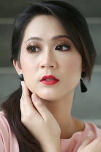 Lia Natalia in Nak Salam Boleh