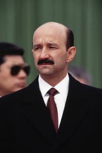 Carlos Salinas de Gortari in El éxodo y otras quemazones