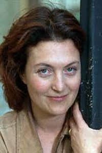 Véra Briole in La fille seule