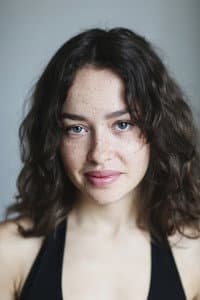 Eloïse Rey in Surface