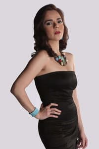 Shirley Fuentes in Lumuhod Ka Sa Lupa