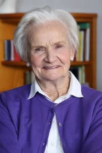 Johanna Penski in Hundefutter