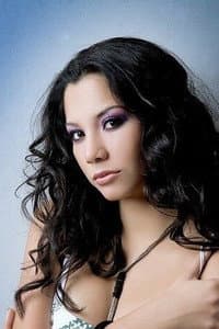 Mayra Couto in Viejos amigos