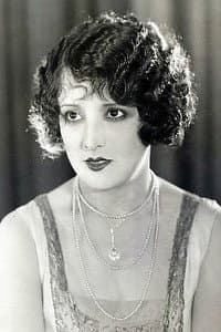 Estelle Taylor in Don Juan