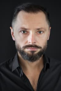 Michał Czachor in Niech żyje Emma!