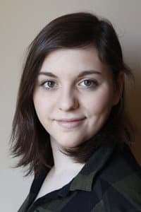 Julia Issa in Na krátko