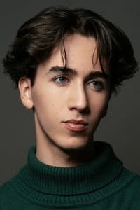 Axel Madrazo in Nada entre los dos