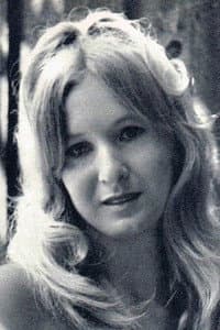 Wendy Winders in Tobacco Roody