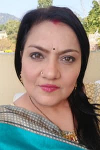 Poonam Mathur in Dhavak