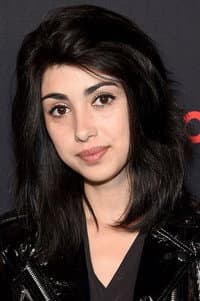 Alexa Mansour in Earthtastrophe