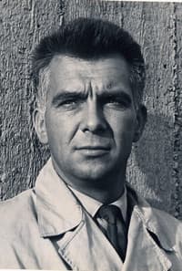 Eduards Pavuls in Purva bridējs