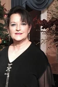 María Gracia in La sonrisa de la Virgen