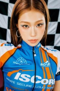 Choi Jung-eun in 아이랜드