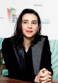 Fernanda Moro in A Casa Verde