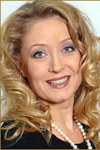 Alisa Priznyakova in Упасть вверх