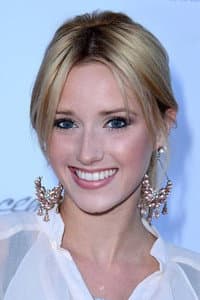 Sloane Avery in Glimpse Ep 5: Sparky