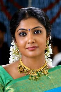 Kamalinee Mukherjee in Savaari