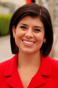 Lisa Hernandez in Fotonovela