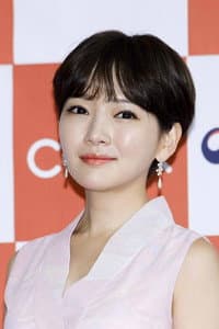 Yoon Song-ah in 리치맨