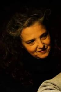 Claudia Schujman in Aire
