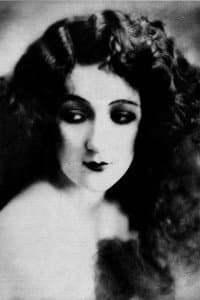 Edmonde Guy in Les Nuits blanches de Saint-Pétersbourg