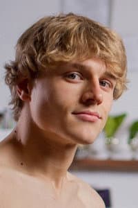 Robin Moore in Joey Mills
