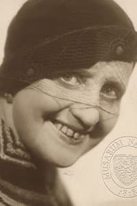 Marta Májová in Román hloupého Honzy