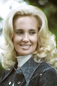 Tammy Wynette in From Nashville With Music