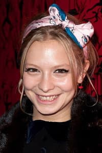 Annabelle Dexter-Jones in Helen's Dead