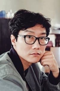 Hwang Dong-hyuk in Making Squid Game: The Challenge