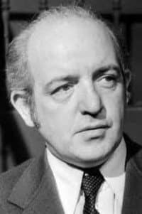 Joaquín Pamplona in Juego de amor prohibido