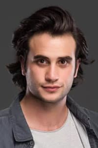 Kaan Sevi in Alis