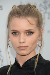 Abbey Lee in Horizon: An American Saga - Chapter 2