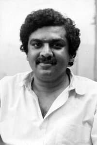 Mukul Anand in Follow That Star - Amitabh Bachchan