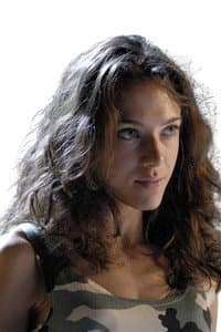 Louise Szpindel in Dans les cordes