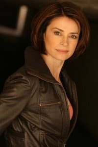 Juliana Donald in Brain Donors