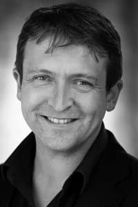 Alex Lowe in U Be Dead