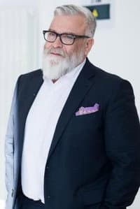 Vladimir Penev in Az Sam Ti