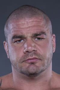 James McSweeney in Sinopsis Filem Sangkar