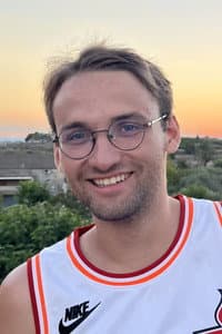 Raphaël Lesage in Dernier Péché