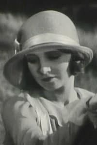 Véra Flory in L'Amour à l'américaine