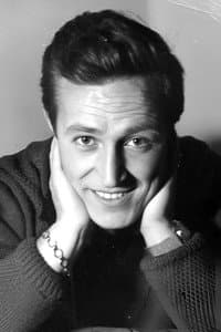 Enrique Ávila in La fiel infanteria