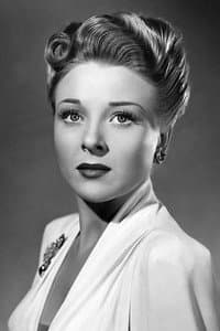 Evelyn Ankers in Eagle Squadron
