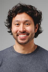 Ryan Bergara in BuzzFeed Unsolved: The Making of the Final Investigation