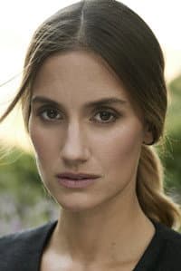 Danica Ćurčić in Over Kanten