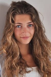 Luna Aglat in Rives