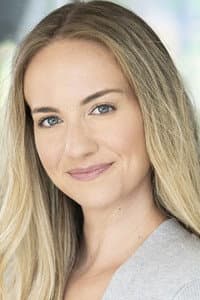 Naomi Hewer in Commitment